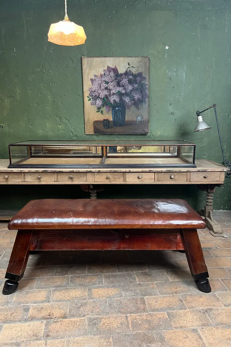 Banc en cuir vintage
