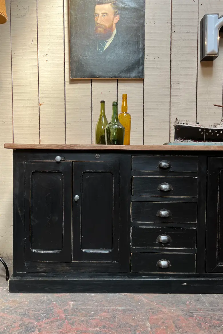 Grand meuble d’atelier en bois