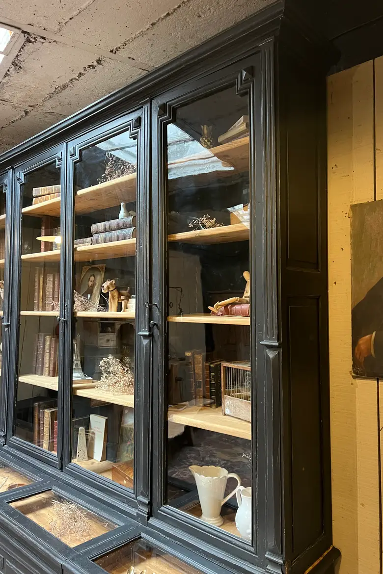 Bibliothèque de magasin époque Napoléon III