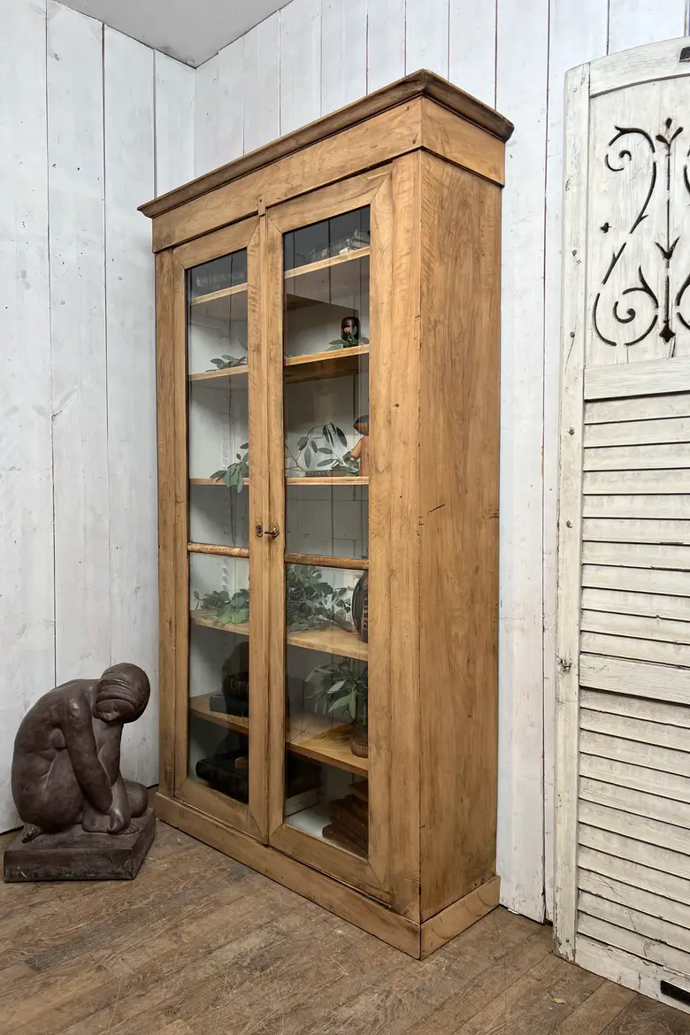 Bibliothèque en noyer