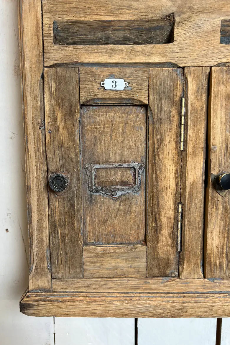 Bloc de boîtes aux lettres