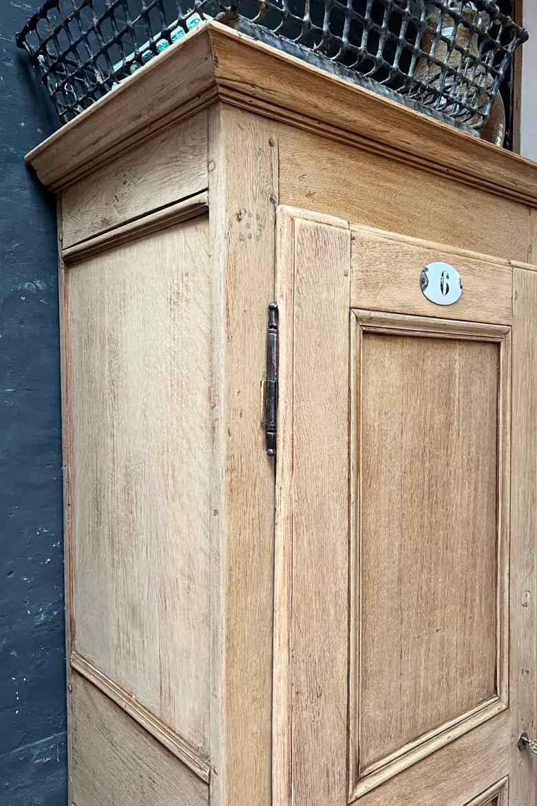 Bonnetière en chêne brut
