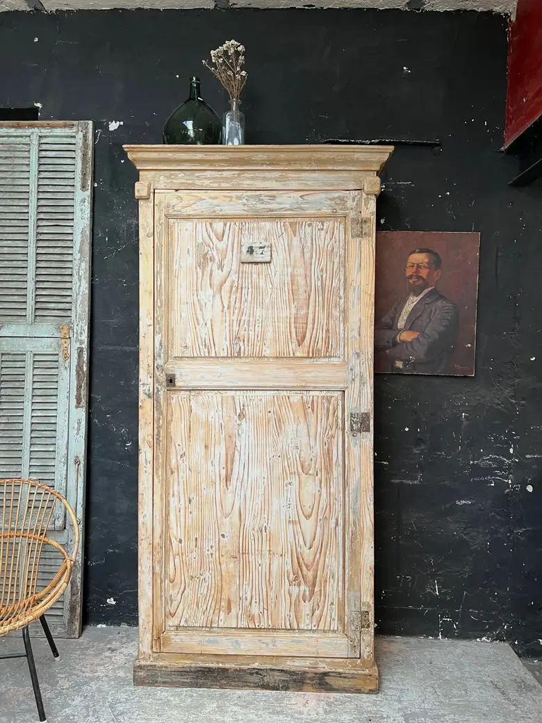 Bonnetière en sapin Début XXème