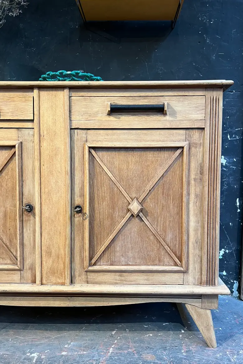 Buffet des années 50 en chêne