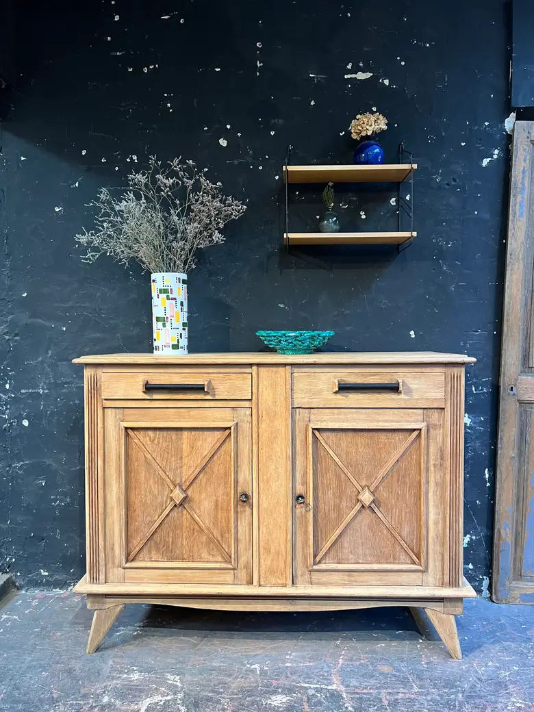Buffet des années 50 en chêne