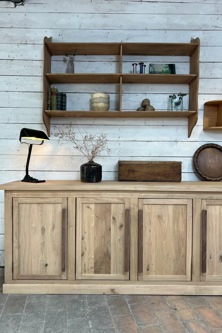 Buffet en chêne massif – Fabrication artisanale