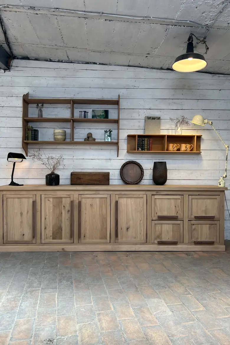 Buffet en chêne massif – Fabrication artisanale