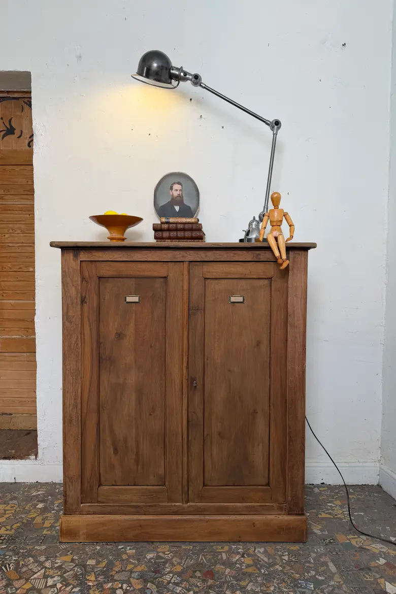 Buffet en noyer — début XXe