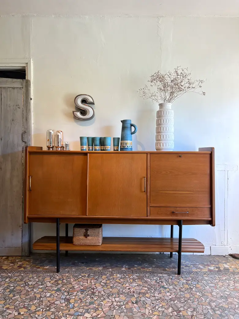Buffet français en chêne Années  50