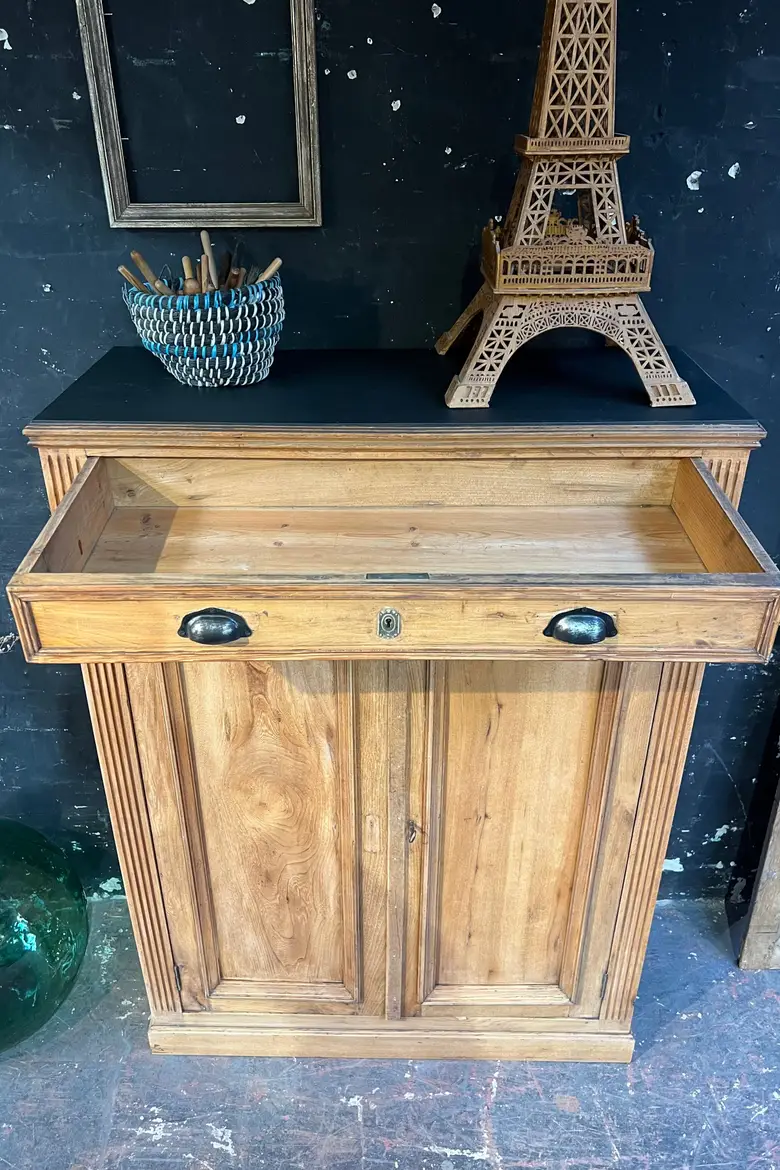 Buffet parisien en orme Début XXème