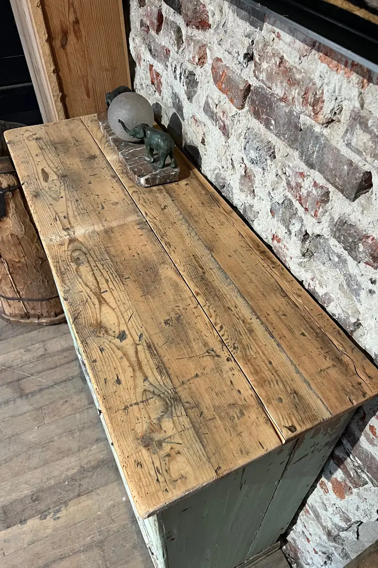 Buffet parisien patiné Début XXème