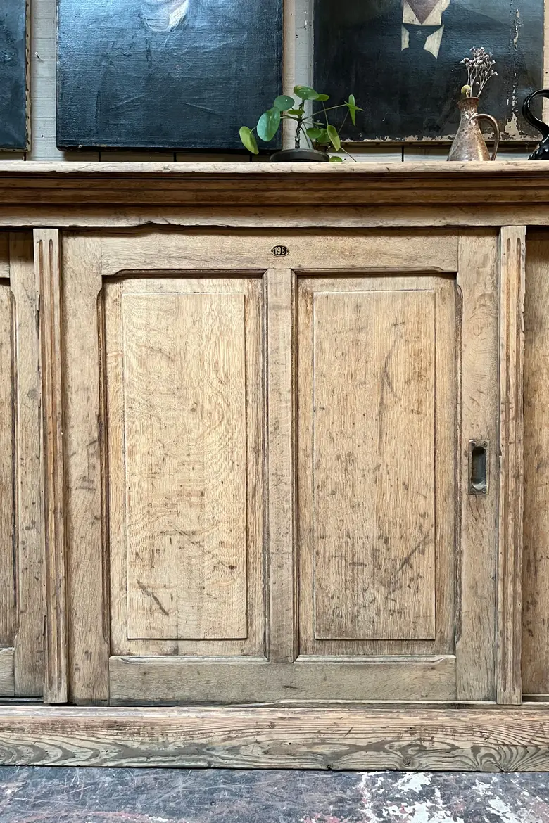 Buffet portes coulissantes en chêne Début XXème