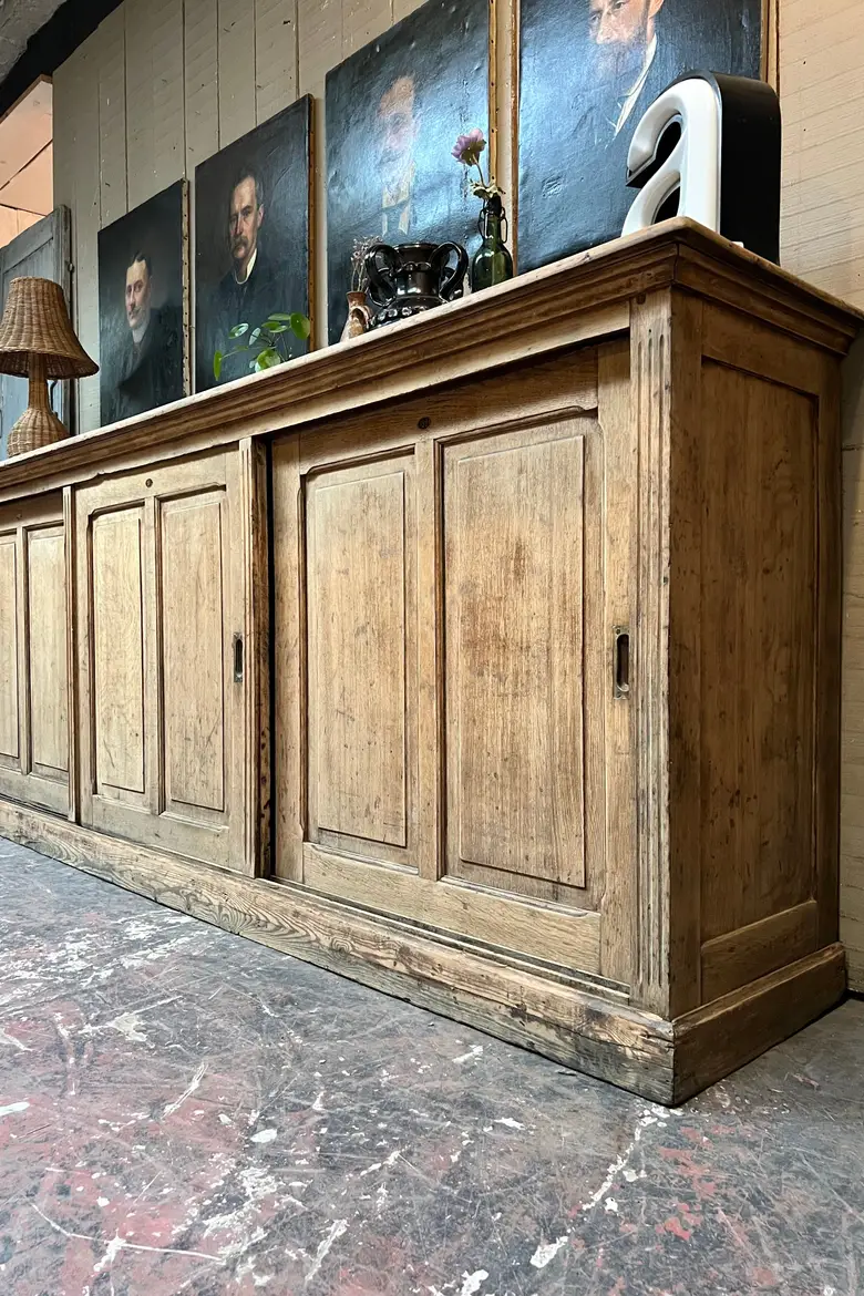 Buffet portes coulissantes en chêne Début XXème