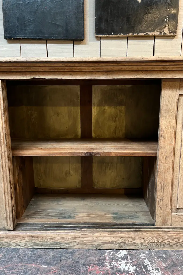 Buffet portes coulissantes en chêne Début XXème