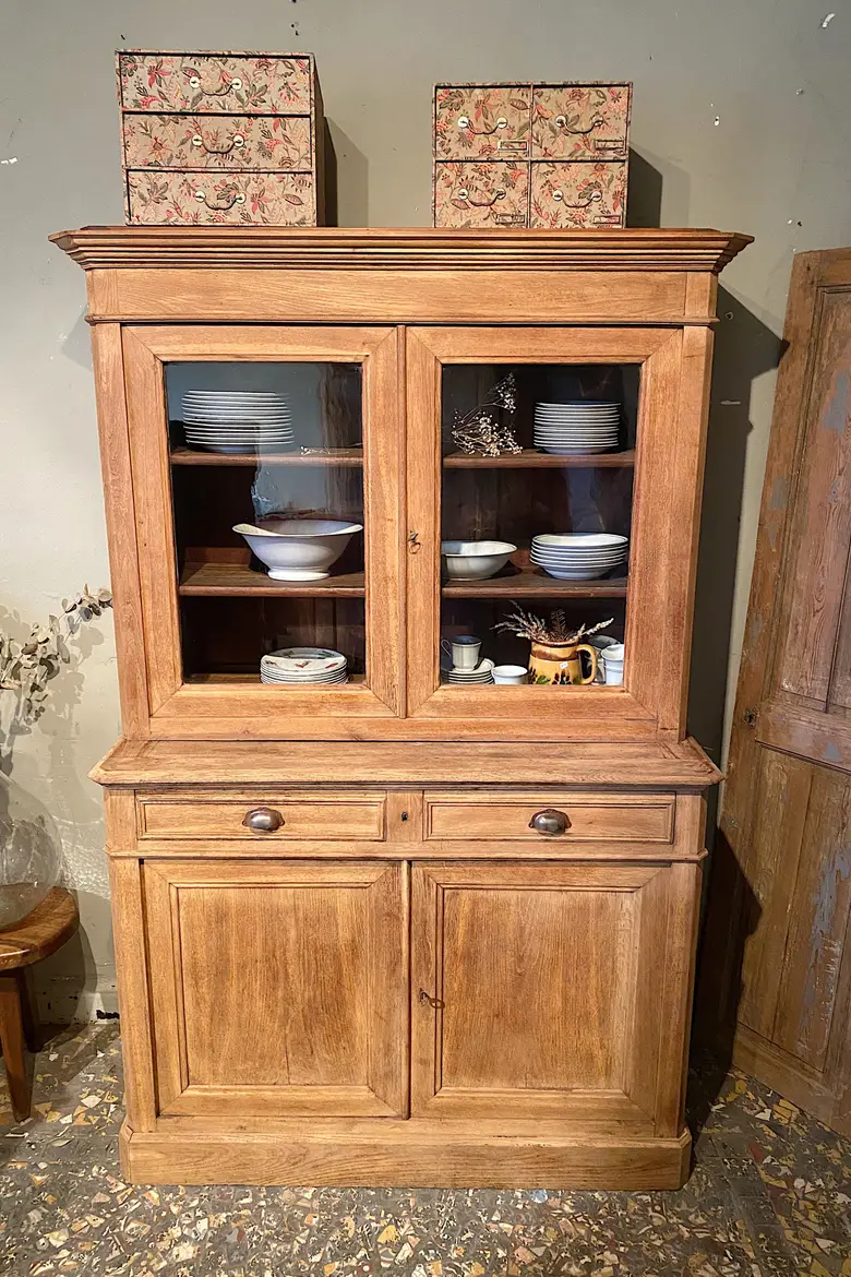 Buffet vaisselier en chêne Début XXème