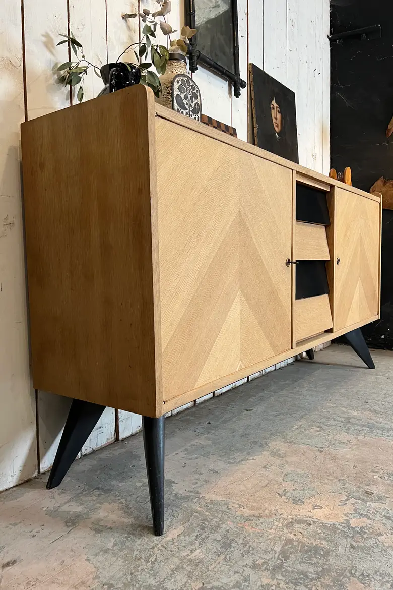 Buffet vintage pieds compas