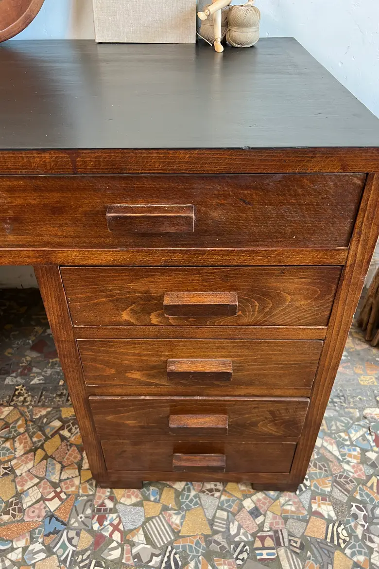 Bureau Art déco en noyer - années 1930