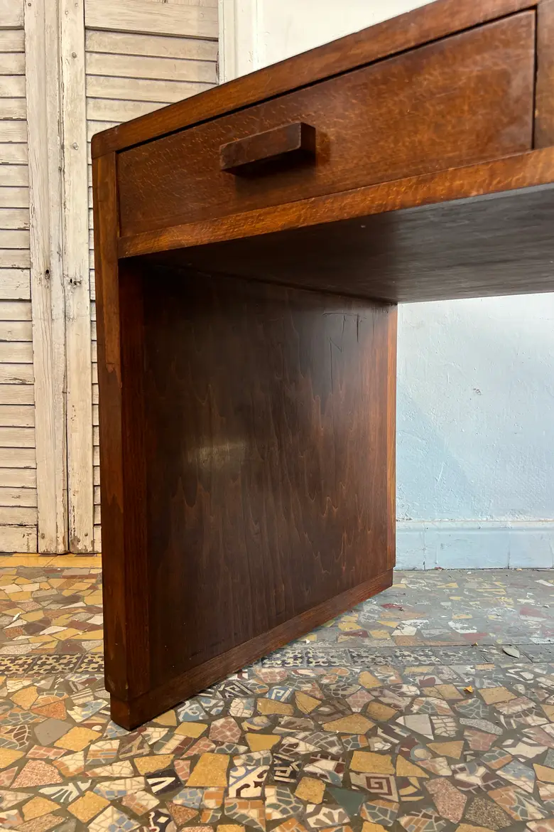 Bureau Art déco en noyer - années 1930