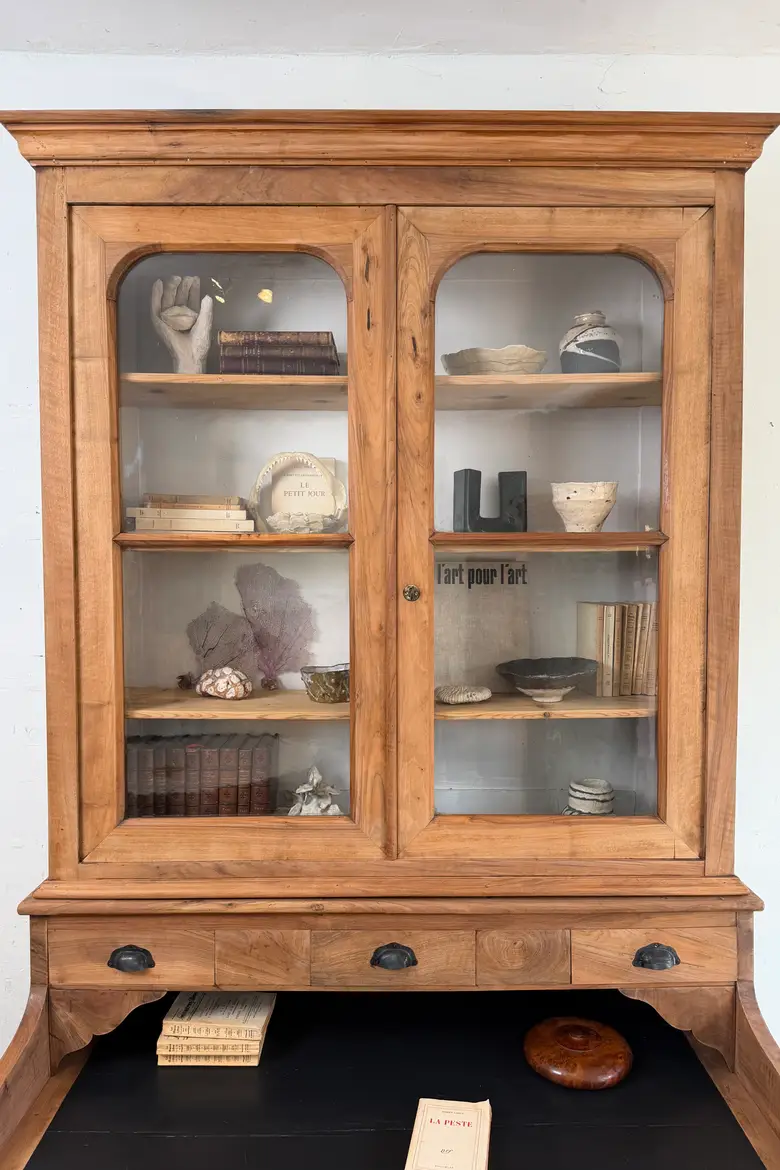 Bureau bibliothèque en noyer – XIXe siècle