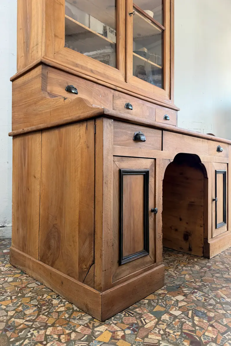 Bureau bibliothèque en noyer – XIXe siècle