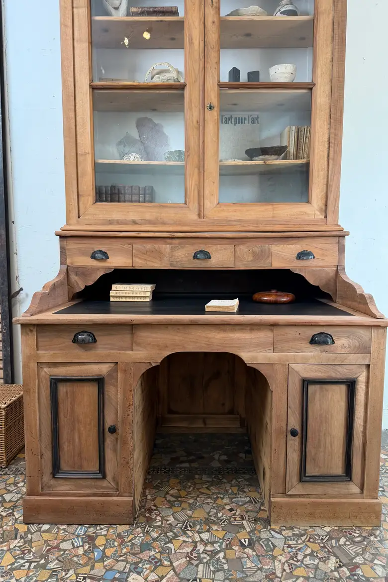 Bureau bibliothèque en noyer – XIXe siècle