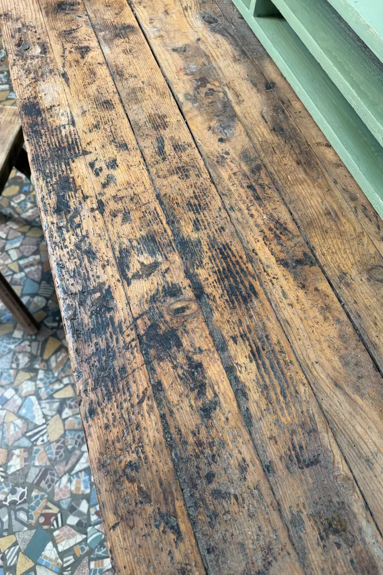 Bureau d’atelier pour enfant – pièce unique