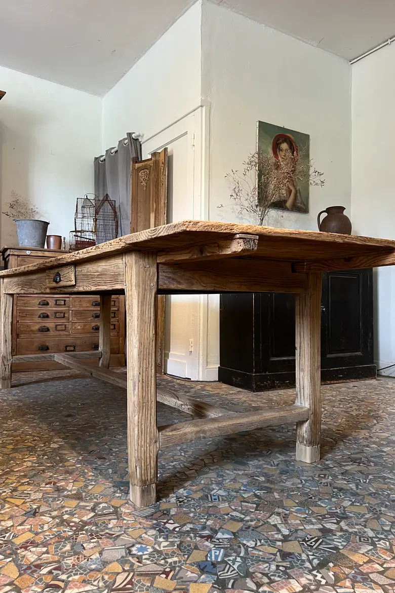 Ancienne table rustique en sapin avec une rallonge XIXème