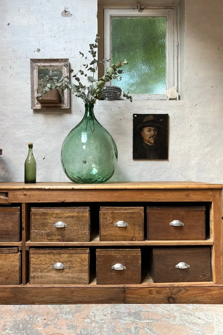 Ancien meuble de mercerie avec boîtes de rangement Début XXème