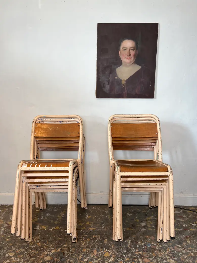 Chaises d’école Tolix
