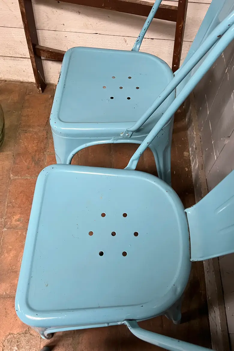 Chaises Tolix couleur d’origine Années 50