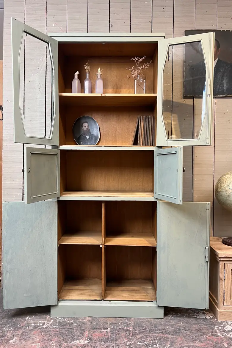 Charmant meuble des années 30