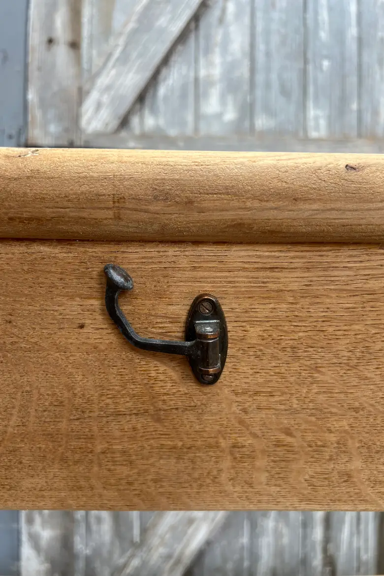 Chic banc d’église en chêne