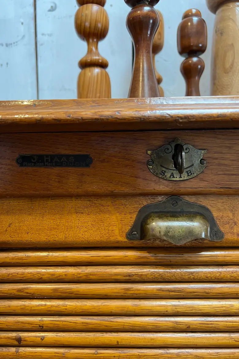 Classeur à rideau en chêne