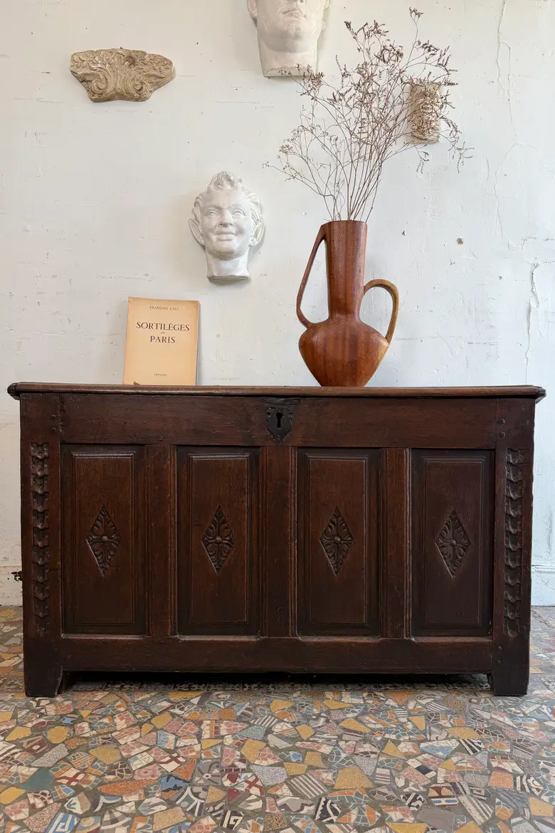 Coffre ancien en chêne