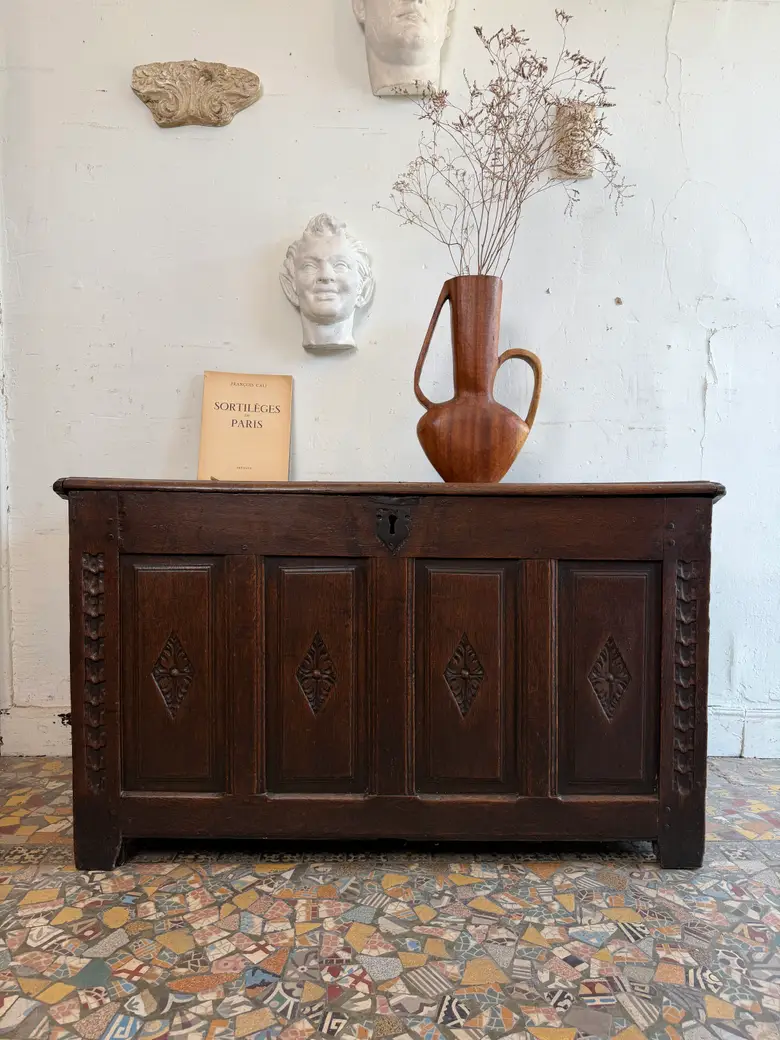 Coffre ancien en chêne