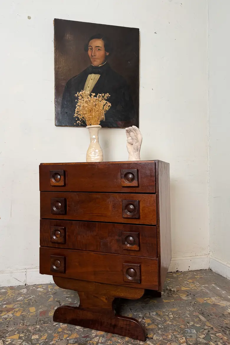 Commode brutaliste à quatre tiroirs – Années 70