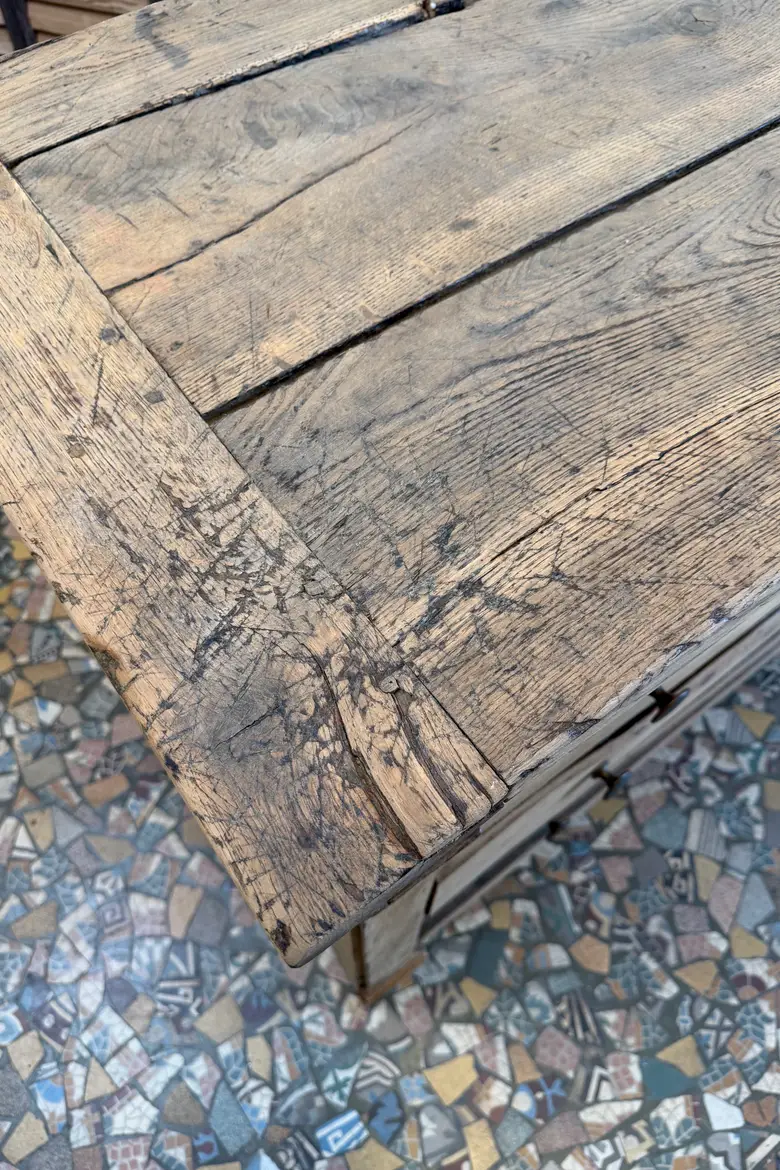 Commode coffre en chêne du XIXe siècle