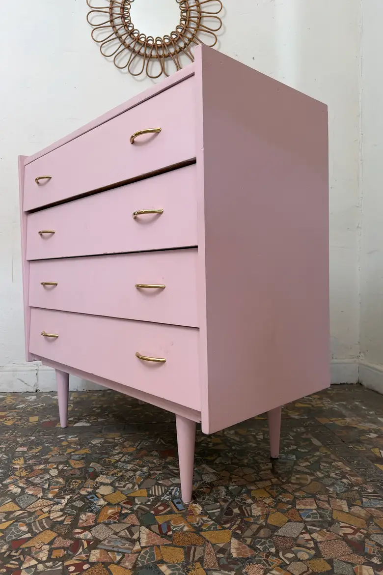 Commode vintage rose – Années 50/60