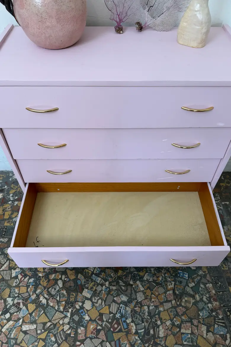 Commode vintage rose – Années 50/60