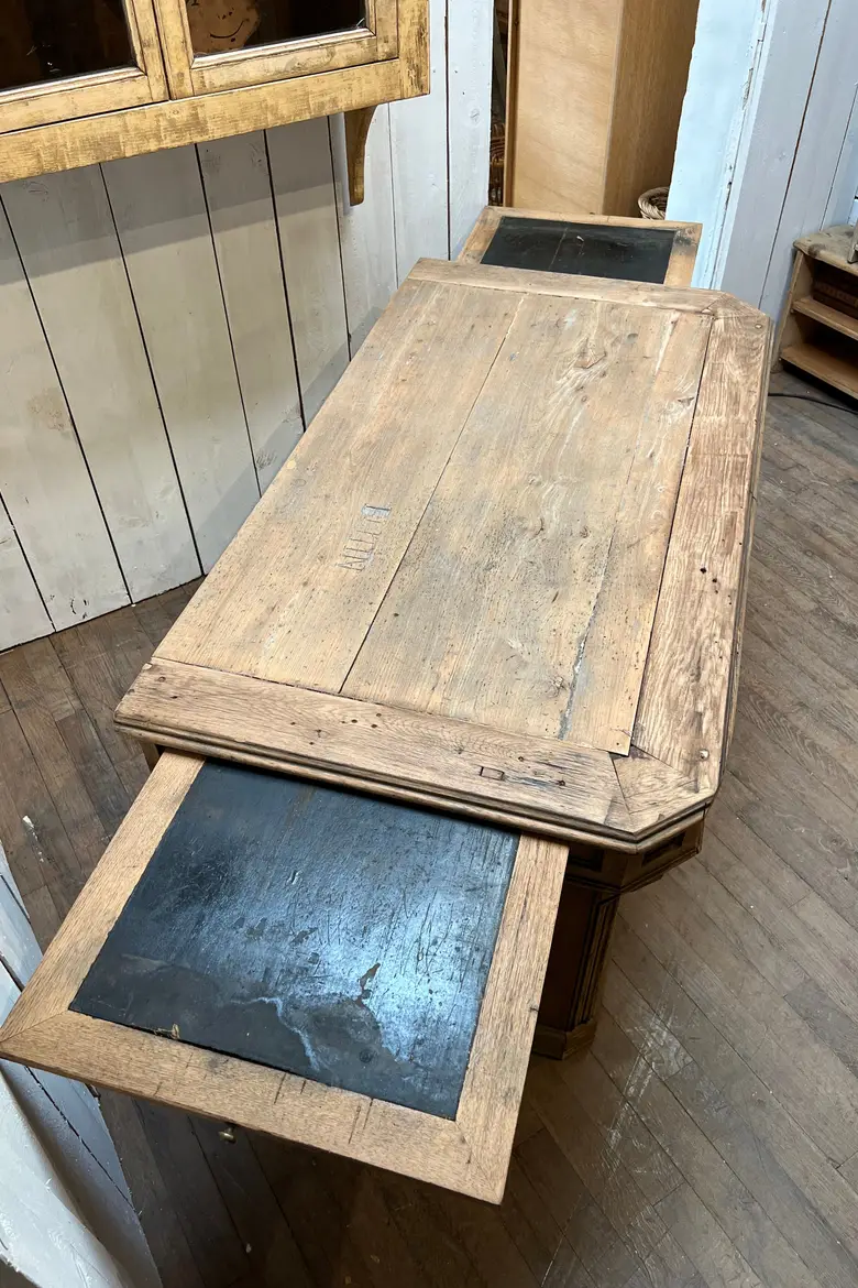 Comptoir / bureau en chêne Début XXème