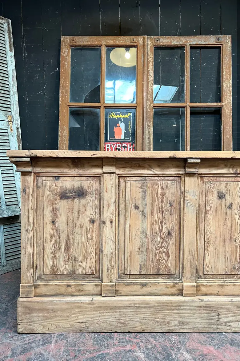Comptoir de café en sapin Début XXème