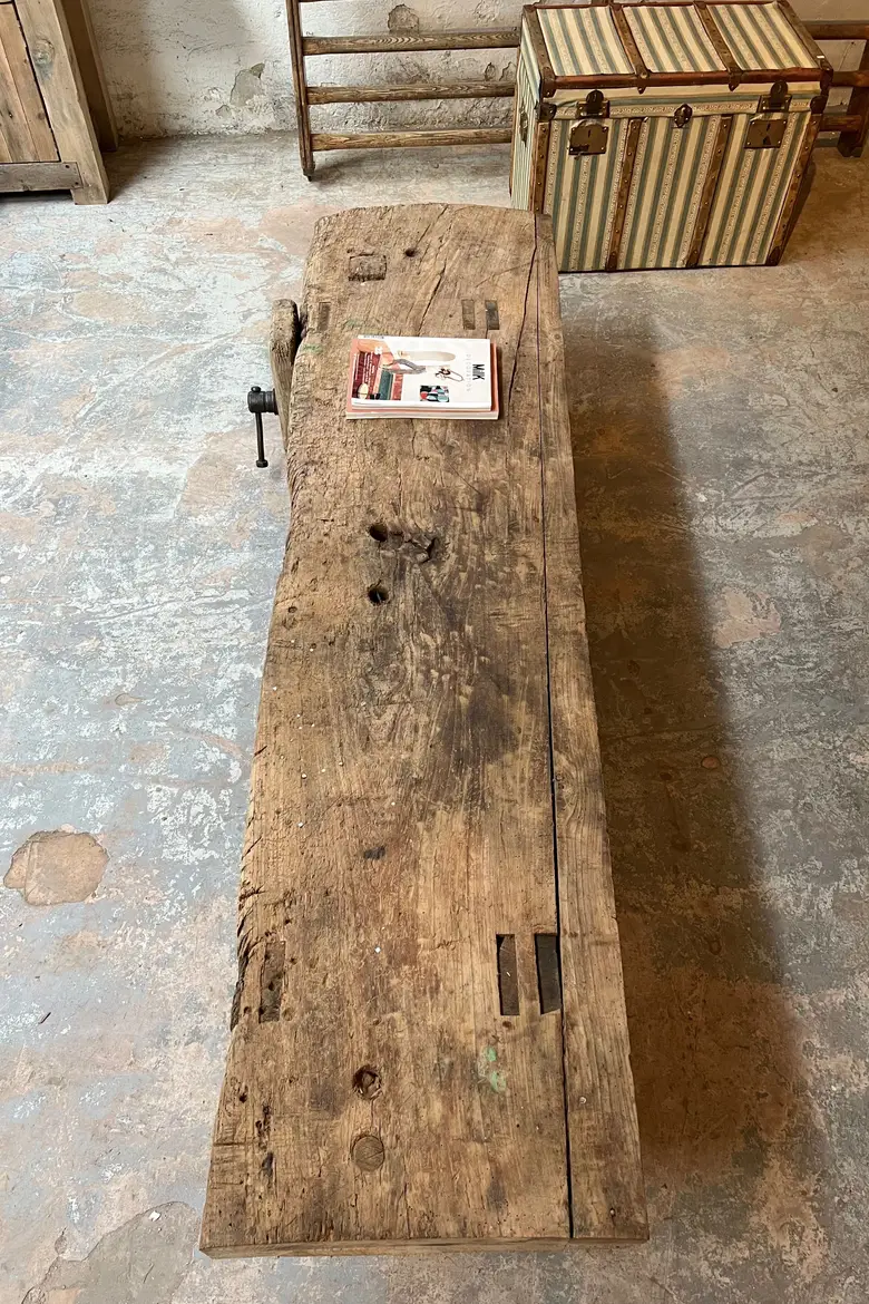Console basse primitive Début XXème