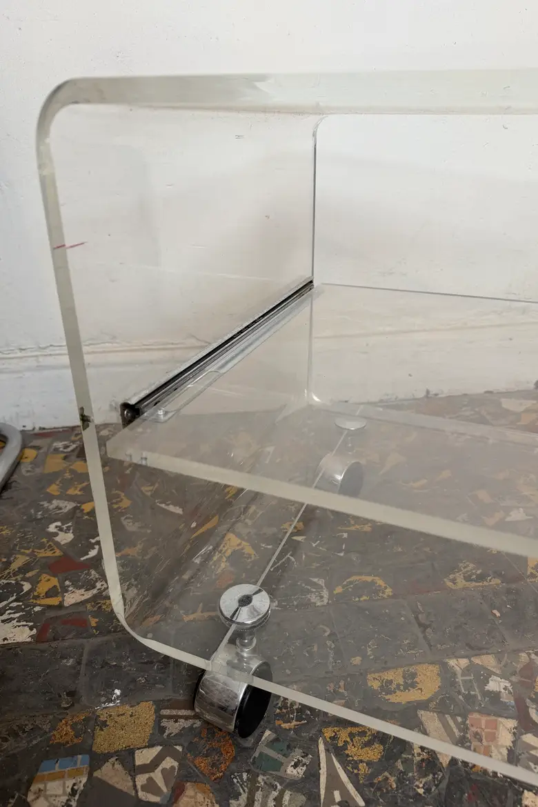 Desserte vintage en plexiglas – Années 70/80
