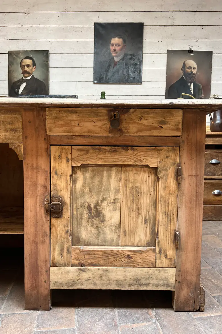 Ancien comptoir d’estaminet en hêtre Début XXème