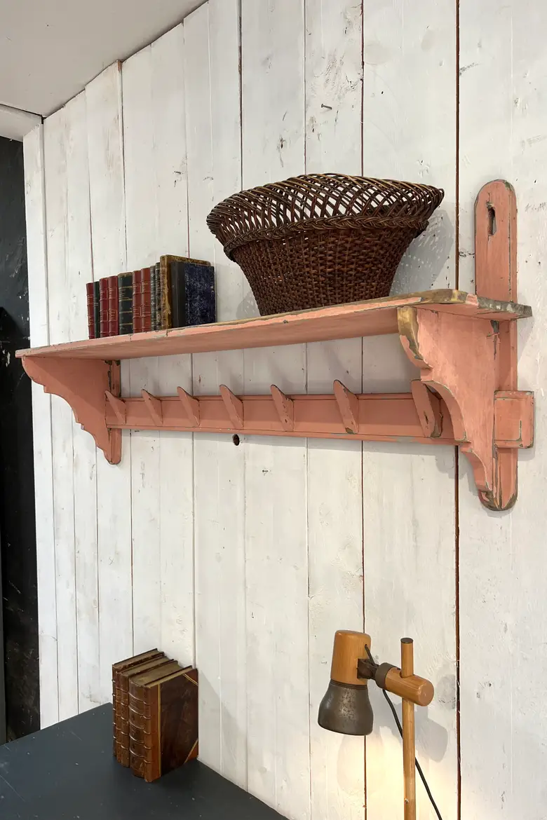 Ancien porte manteau d’entrée  rose d’origine