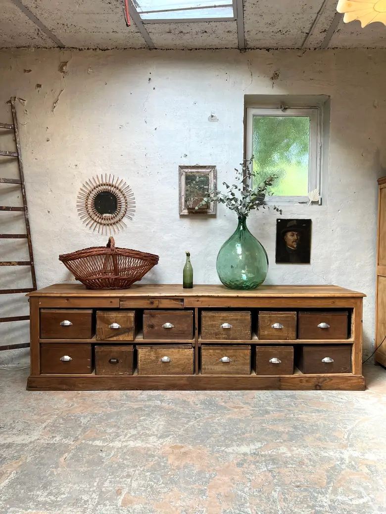 Ancien meuble de mercerie avec boîtes de rangement Début XXème