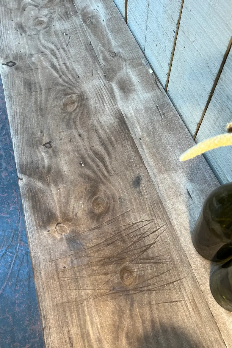 Grand meuble d’atelier en bois