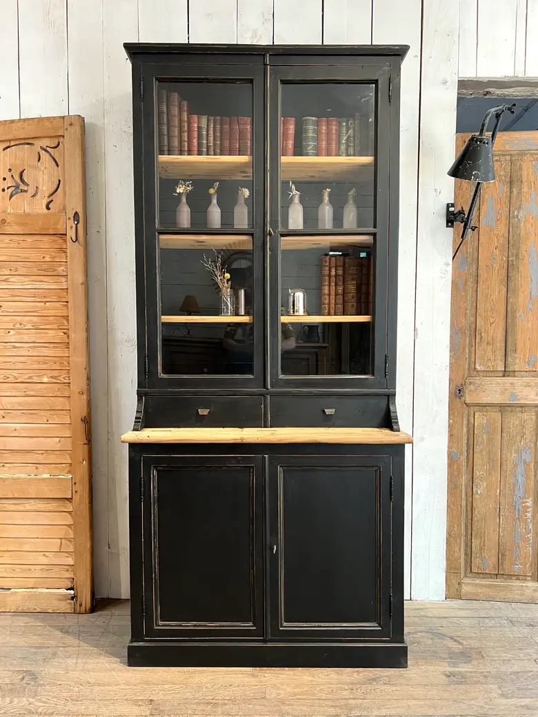 Ancien meuble de pharmacie en sapin Début XXème