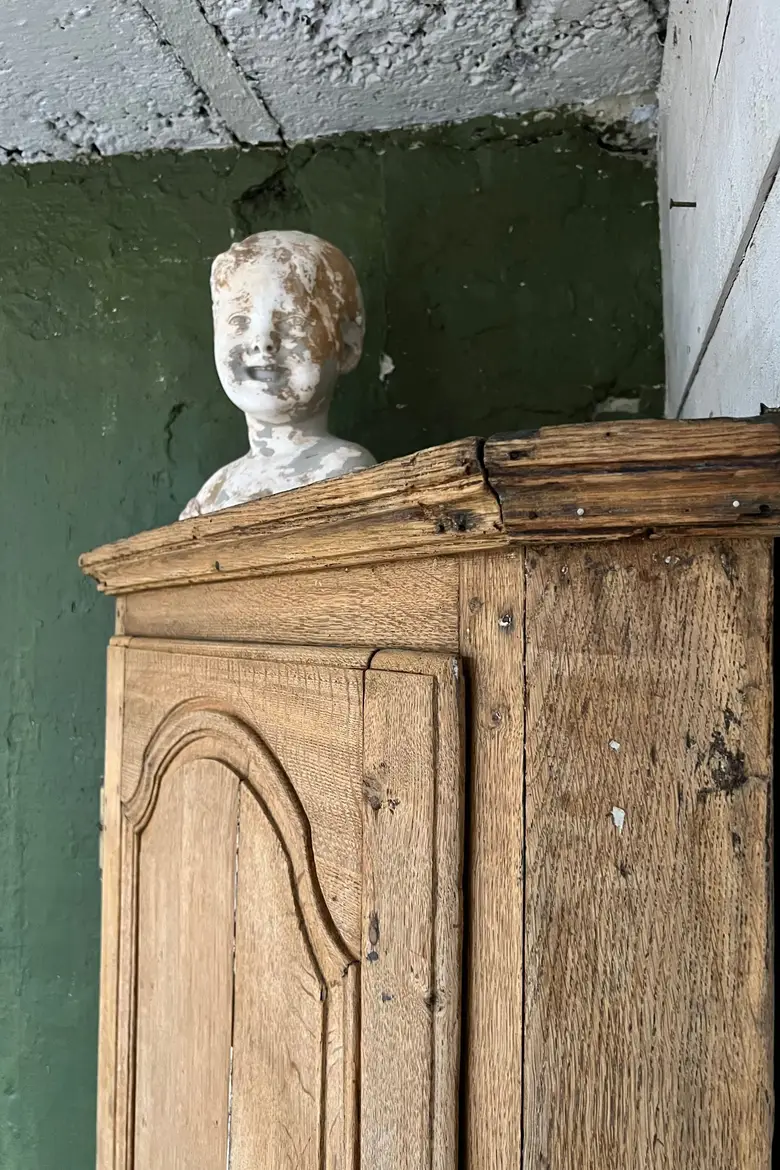 Encoignure en chêne Début XXème