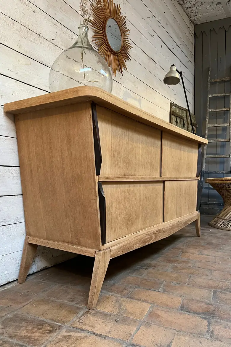 Enfilade en chêne pieds compas 1950